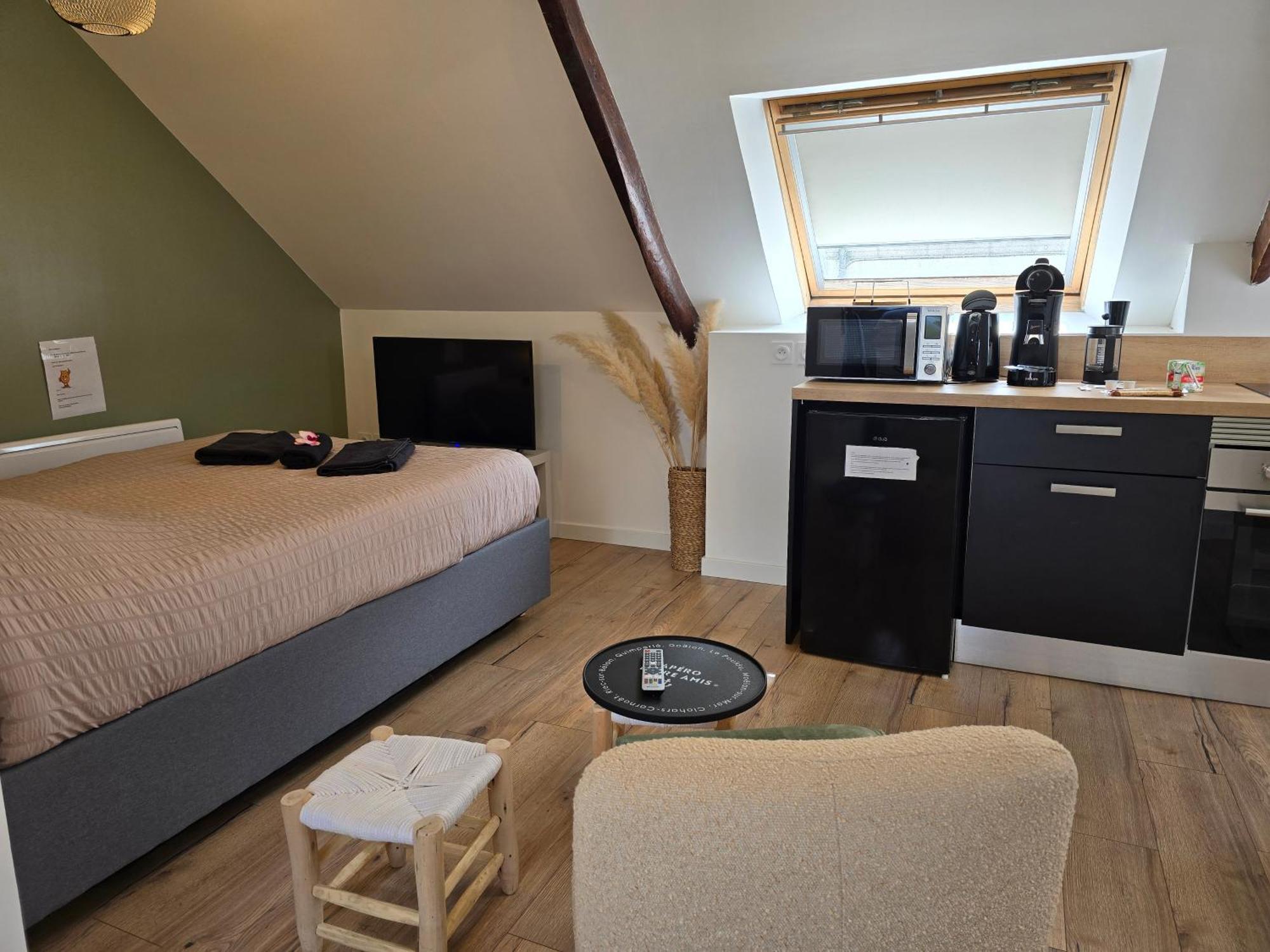 Logement De Caractere En Haute Ville De 奎恩佩勒 外观 照片