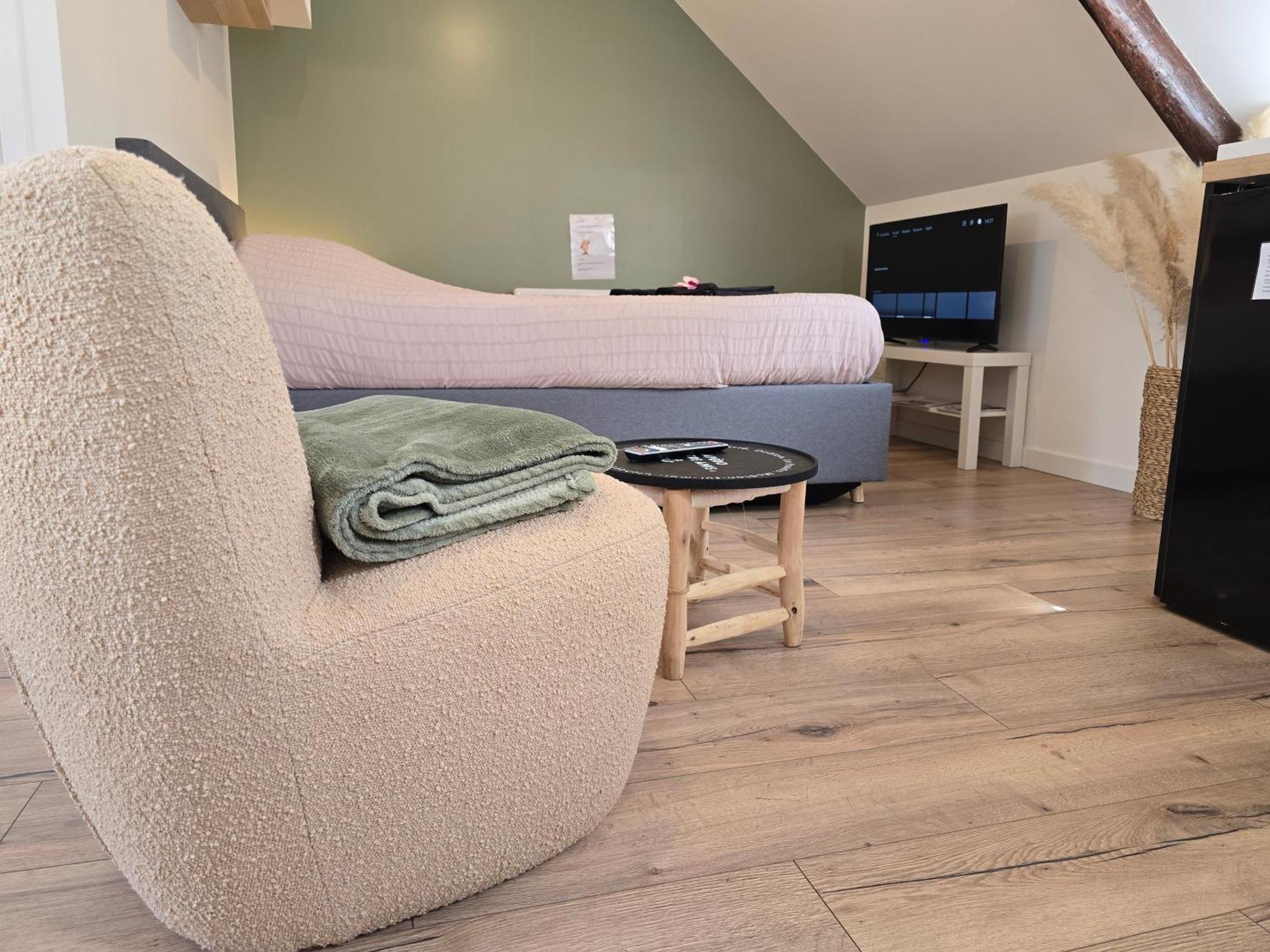 Logement De Caractere En Haute Ville De 奎恩佩勒 外观 照片